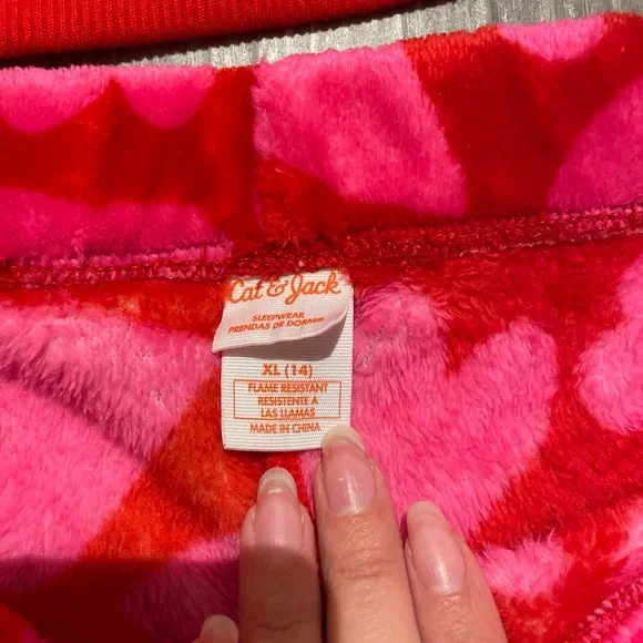Cat & Jack Red and Pink Heart Pajama Set - Picture 3 of 5
